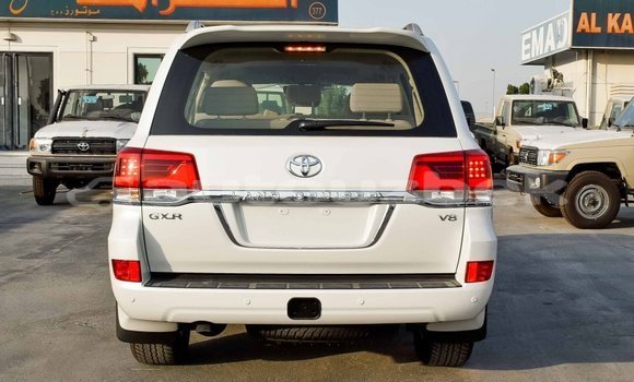 Buy Import Toyota Land Cruiser White Car in Import - Dubai in Andijon Buy Import Toyota Land Cruiser White Car in Import - Dubai in Andijon