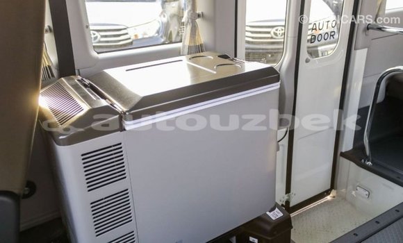 Buy Import Toyota Coaster White Car in Import - Dubai in Andijon Buy Import Toyota Coaster White Car in Import - Dubai in Andijon