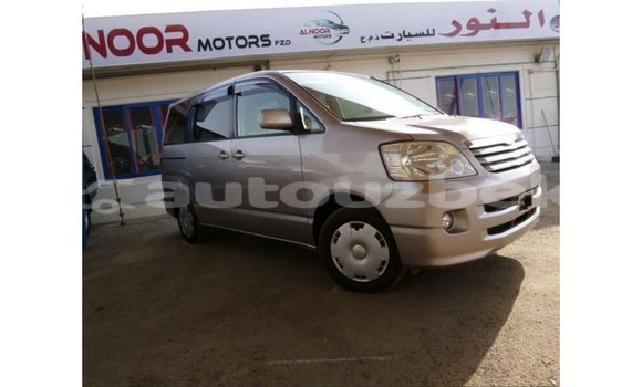 Buy Import Toyota Voxy Other Car in Import - Dubai in Andijon Buy Import Toyota Voxy Other Car in Import - Dubai in Andijon