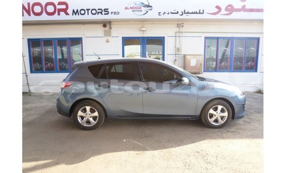 Buy Import Mazda 3 Blue Car in Import - Dubai in Andijon