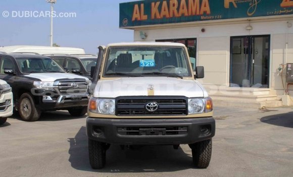Buy Import Toyota Land Cruiser Beige Car in Import - Dubai in Andijon Buy Import Toyota Land Cruiser Beige Car in Import - Dubai in Andijon