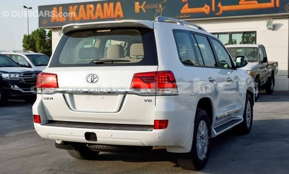 Buy Import Toyota Land Cruiser White Car in Import - Dubai in Andijon Buy Import Toyota Land Cruiser White Car in Import - Dubai in Andijon