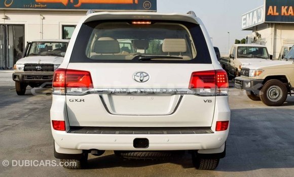 Buy Import Toyota Land Cruiser White Car in Import - Dubai in Andijon Buy Import Toyota Land Cruiser White Car in Import - Dubai in Andijon