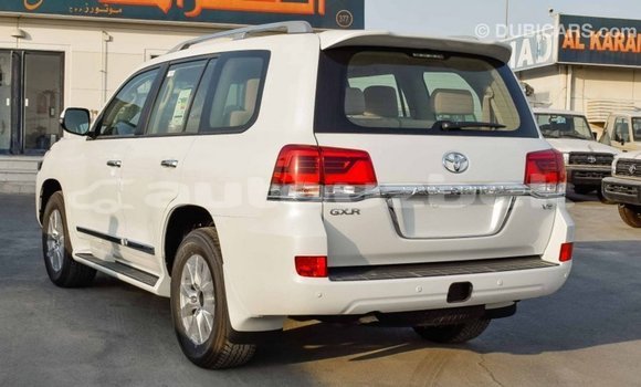 Buy Import Toyota Land Cruiser White Car in Import - Dubai in Andijon Buy Import Toyota Land Cruiser White Car in Import - Dubai in Andijon