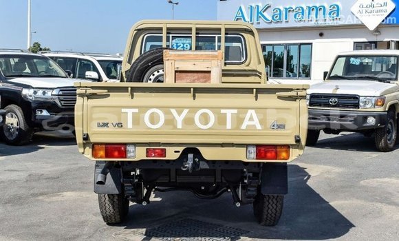 Buy Import Toyota Land Cruiser Beige Car in Import - Dubai in Andijon Buy Import Toyota Land Cruiser Beige Car in Import - Dubai in Andijon