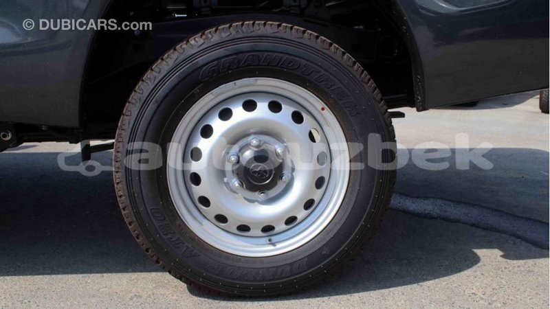 Big with watermark toyota hilux andijon import dubai 2573