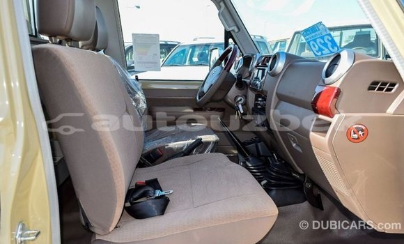 Buy Import Toyota Land Cruiser Beige Car in Import - Dubai in Andijon Buy Import Toyota Land Cruiser Beige Car in Import - Dubai in Andijon