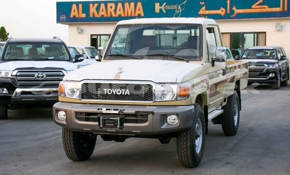 Buy Import Toyota Land Cruiser Beige Car in Import - Dubai in Andijon Buy Import Toyota Land Cruiser Beige Car in Import - Dubai in Andijon