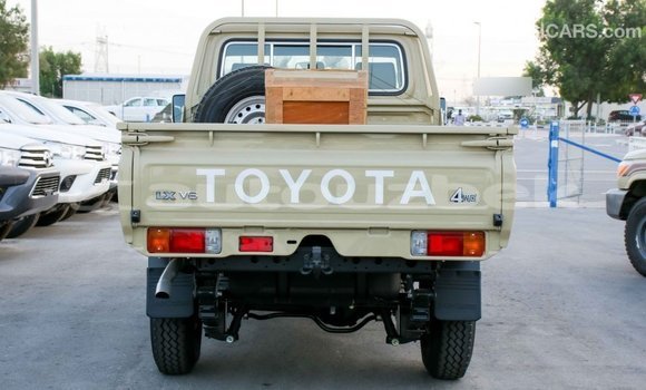 Buy Import Toyota Land Cruiser Beige Car in Import - Dubai in Andijon Buy Import Toyota Land Cruiser Beige Car in Import - Dubai in Andijon