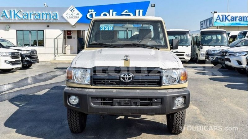 Big with watermark toyota land cruiser andijon import dubai 2580