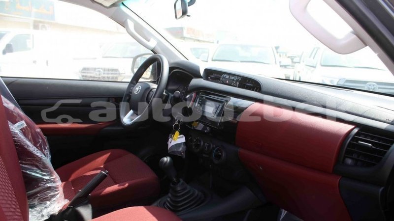 Big with watermark toyota hilux andijon import dubai 2582