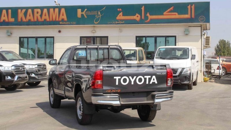 Big with watermark toyota hilux andijon import dubai 2582