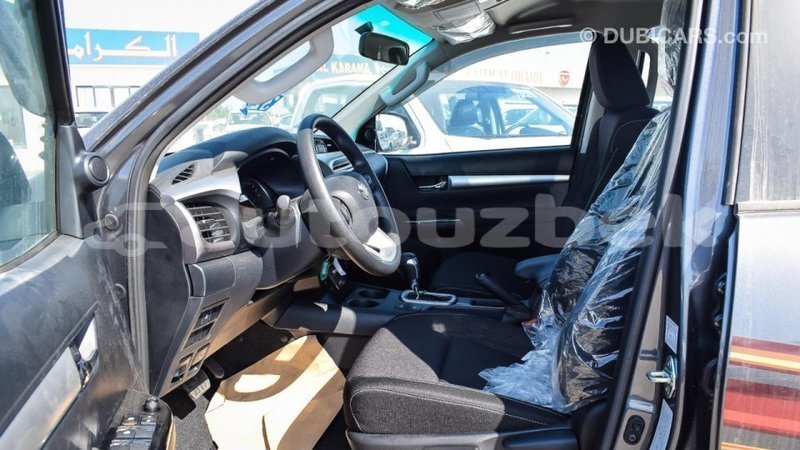 Big with watermark toyota hilux andijon import dubai 2585