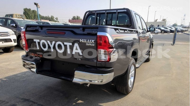 Big with watermark toyota hilux andijon import dubai 2589