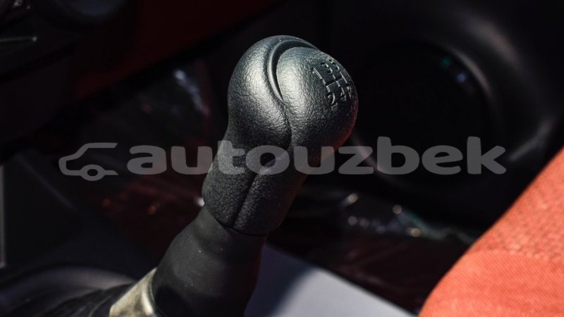 Big with watermark toyota hilux andijon import dubai 2592