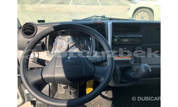 Buy Import Mitsubishi Carisma White Car in Import - Dubai in Andijon Buy Import Mitsubishi Carisma White Car in Import - Dubai in Andijon