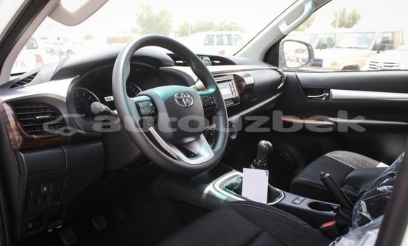 Buy Import Toyota Hilux White Car in Import - Dubai in Andijon Buy Import Toyota Hilux White Car in Import - Dubai in Andijon