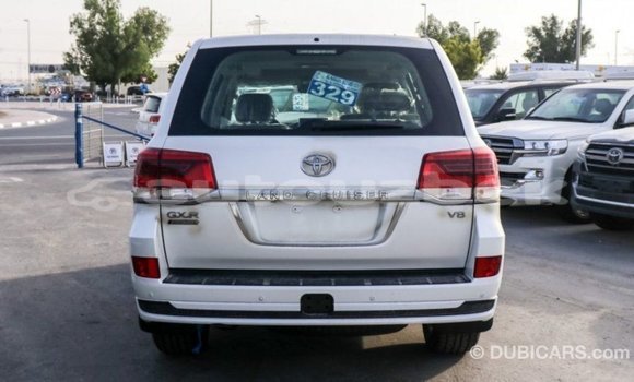 Buy Import Toyota Land Cruiser White Car in Import - Dubai in Andijon Buy Import Toyota Land Cruiser White Car in Import - Dubai in Andijon