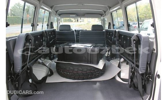 Buy Import Toyota Land Cruiser White Car in Import - Dubai in Andijon Buy Import Toyota Land Cruiser White Car in Import - Dubai in Andijon