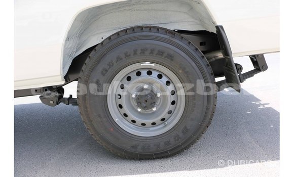 Buy Import Toyota Land Cruiser White Car in Import - Dubai in Andijon Buy Import Toyota Land Cruiser White Car in Import - Dubai in Andijon
