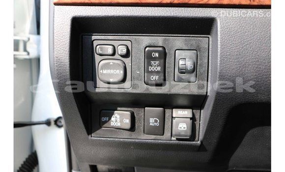 Buy Import Toyota Tundra White Car in Import - Dubai in Andijon Buy Import Toyota Tundra White Car in Import - Dubai in Andijon