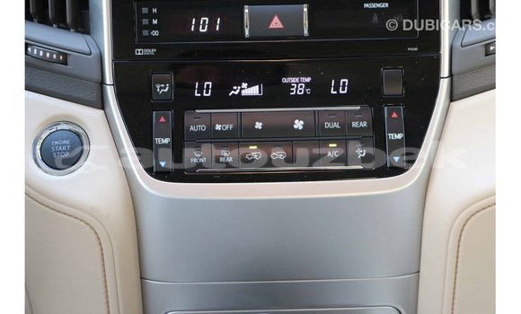 Buy Import Toyota Land Cruiser White Car in Import - Dubai in Andijon Buy Import Toyota Land Cruiser White Car in Import - Dubai in Andijon