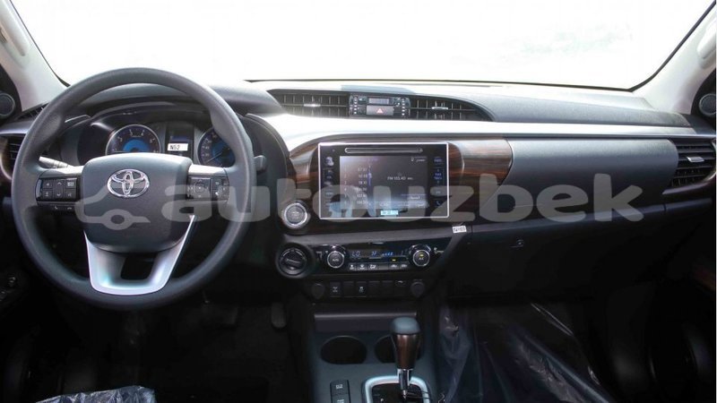 Big with watermark toyota hilux andijon import dubai 2627