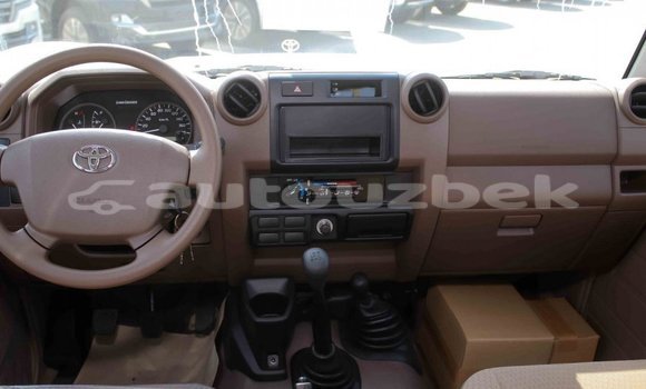Buy Import Toyota Land Cruiser Beige Car in Import - Dubai in Andijon Buy Import Toyota Land Cruiser Beige Car in Import - Dubai in Andijon