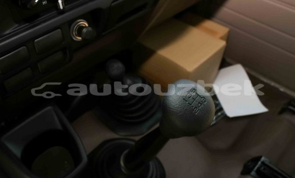 Buy Import Toyota Land Cruiser Beige Car in Import - Dubai in Andijon Buy Import Toyota Land Cruiser Beige Car in Import - Dubai in Andijon