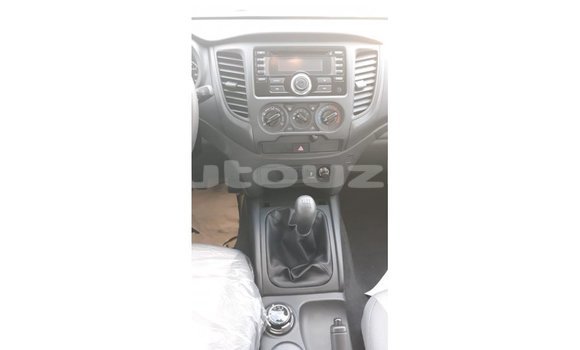 Buy Import Mitsubishi L200 White Car in Import - Dubai in Andijon Buy Import Mitsubishi L200 White Car in Import - Dubai in Andijon