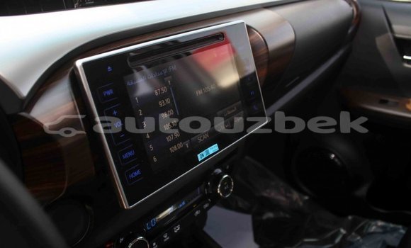 Buy Import Toyota Hilux White Car in Import - Dubai in Andijon Buy Import Toyota Hilux White Car in Import - Dubai in Andijon
