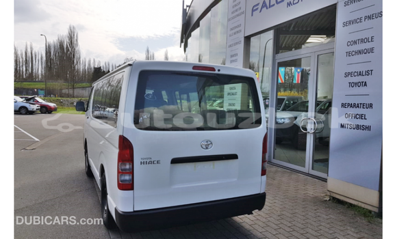 Buy Import Toyota Hiace White Car in Import - Dubai in Andijon Buy Import Toyota Hiace White Car in Import - Dubai in Andijon