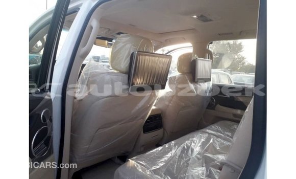 Buy Import Lexus LX White Car in Import - Dubai in Andijon Buy Import Lexus LX White Car in Import - Dubai in Andijon