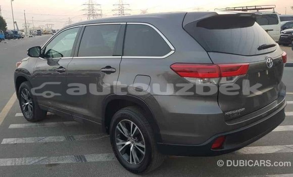 Buy Import Toyota Highlander Other Car in Import - Dubai in Andijon Buy Import Toyota Highlander Other Car in Import - Dubai in Andijon