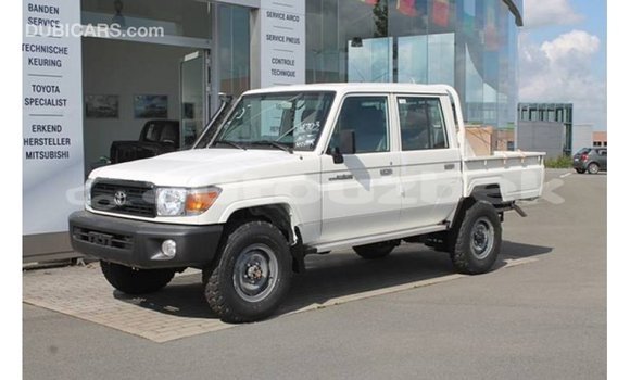 Buy Import Toyota Land Cruiser White Car in Import - Dubai in Andijon Buy Import Toyota Land Cruiser White Car in Import - Dubai in Andijon