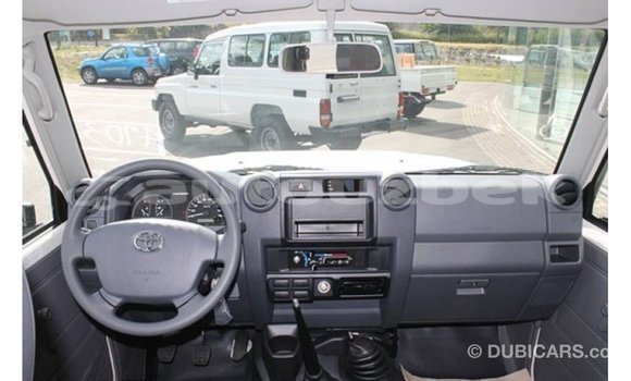 Buy Import Toyota Land Cruiser White Car in Import - Dubai in Andijon Buy Import Toyota Land Cruiser White Car in Import - Dubai in Andijon