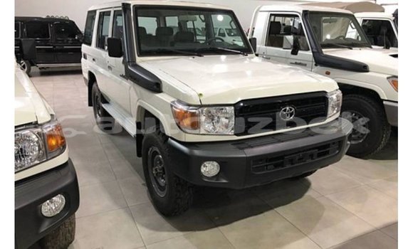 Buy Import Toyota Land Cruiser White Car in Import - Dubai in Andijon Buy Import Toyota Land Cruiser White Car in Import - Dubai in Andijon