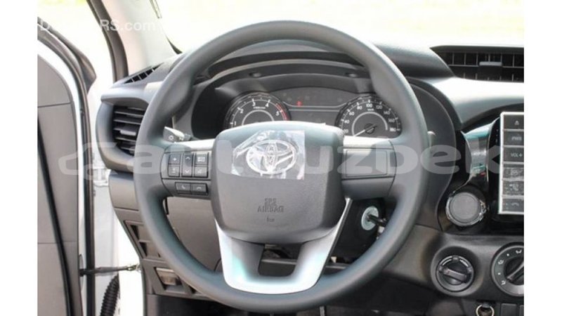 Big with watermark toyota hilux andijon import dubai 2645