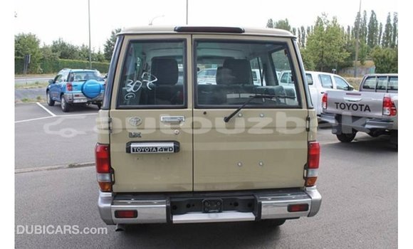 Buy Import Toyota Land Cruiser Beige Car in Import - Dubai in Andijon Buy Import Toyota Land Cruiser Beige Car in Import - Dubai in Andijon