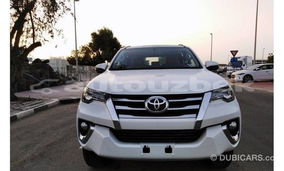 Buy Import Toyota Fortuner White Car in Import - Dubai in Andijon Buy Import Toyota Fortuner White Car in Import - Dubai in Andijon