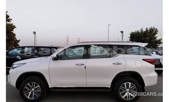 Buy Import Toyota Fortuner White Car in Import - Dubai in Andijon Buy Import Toyota Fortuner White Car in Import - Dubai in Andijon