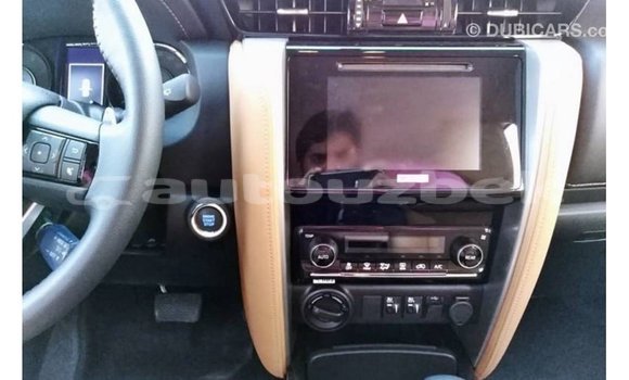 Buy Import Toyota Fortuner White Car in Import - Dubai in Andijon Buy Import Toyota Fortuner White Car in Import - Dubai in Andijon