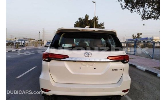 Buy Import Toyota Fortuner White Car in Import - Dubai in Andijon Buy Import Toyota Fortuner White Car in Import - Dubai in Andijon