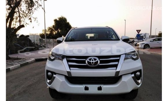 Buy Import Toyota Fortuner White Car in Import - Dubai in Andijon Buy Import Toyota Fortuner White Car in Import - Dubai in Andijon