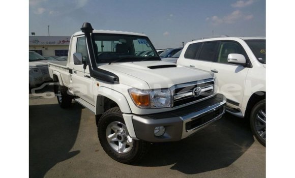 Buy Import Toyota Land Cruiser White Car in Import - Dubai in Andijon Buy Import Toyota Land Cruiser White Car in Import - Dubai in Andijon