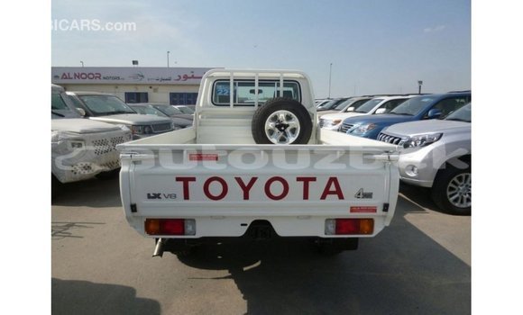 Buy Import Toyota Land Cruiser White Car in Import - Dubai in Andijon Buy Import Toyota Land Cruiser White Car in Import - Dubai in Andijon