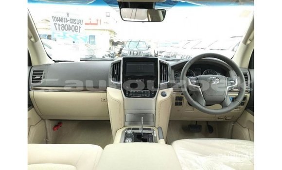 Buy Import Toyota Land Cruiser Other Car in Import - Dubai in Andijon Buy Import Toyota Land Cruiser Other Car in Import - Dubai in Andijon