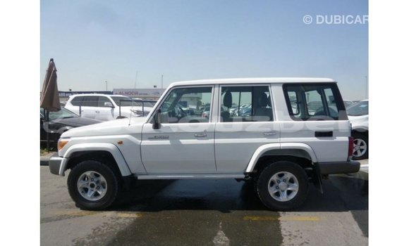 Buy Import Toyota Land Cruiser White Car in Import - Dubai in Andijon Buy Import Toyota Land Cruiser White Car in Import - Dubai in Andijon