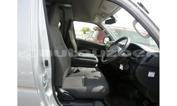 Buy Import Toyota Hiace Other Car in Import - Dubai in Andijon Buy Import Toyota Hiace Other Car in Import - Dubai in Andijon