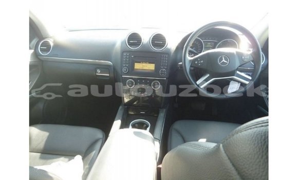 Buy Import Mercedes-Benz 190 White Car in Import - Dubai in Andijon Buy Import Mercedes-Benz 190 White Car in Import - Dubai in Andijon